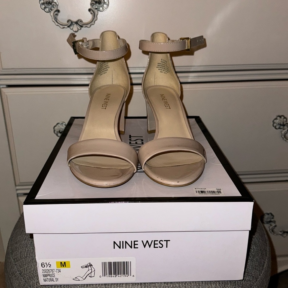 Nine West tan heels